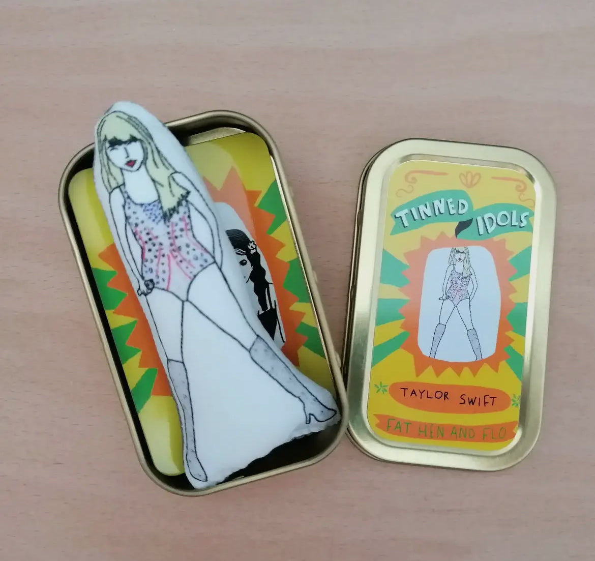 Taylor Swift - Mini Keepsake Doll and Tin