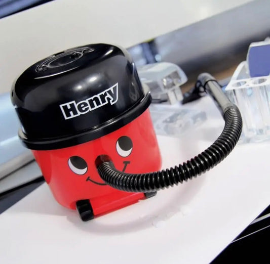 Henry Desk Vacuum