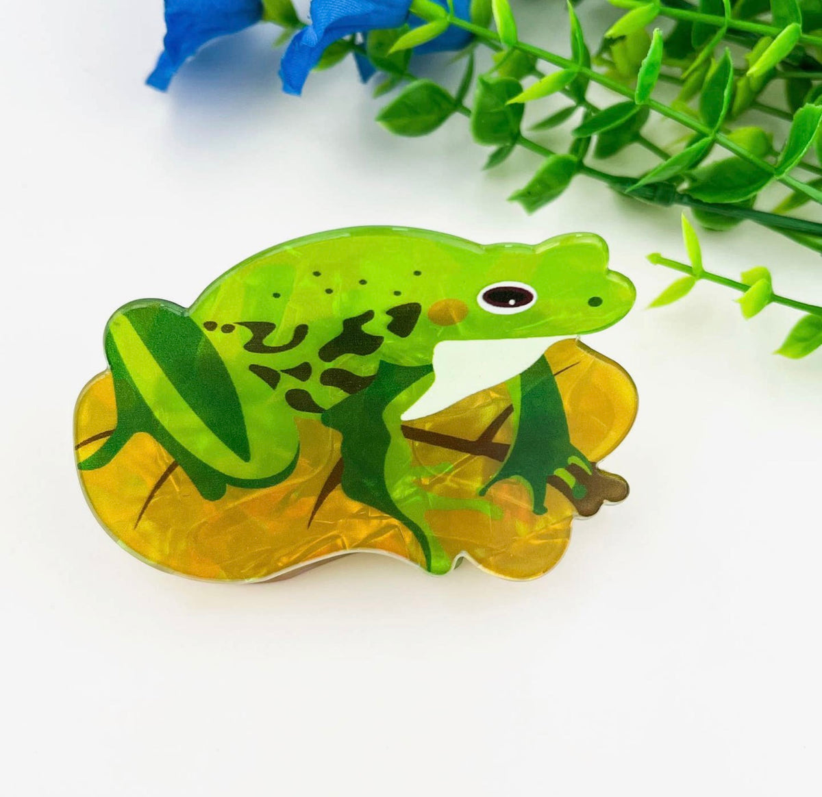 Green Frog Print Hair Claw