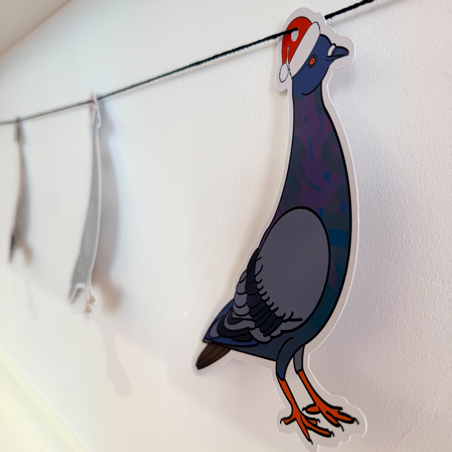Cooo-l Christmas Pigeon Garland
