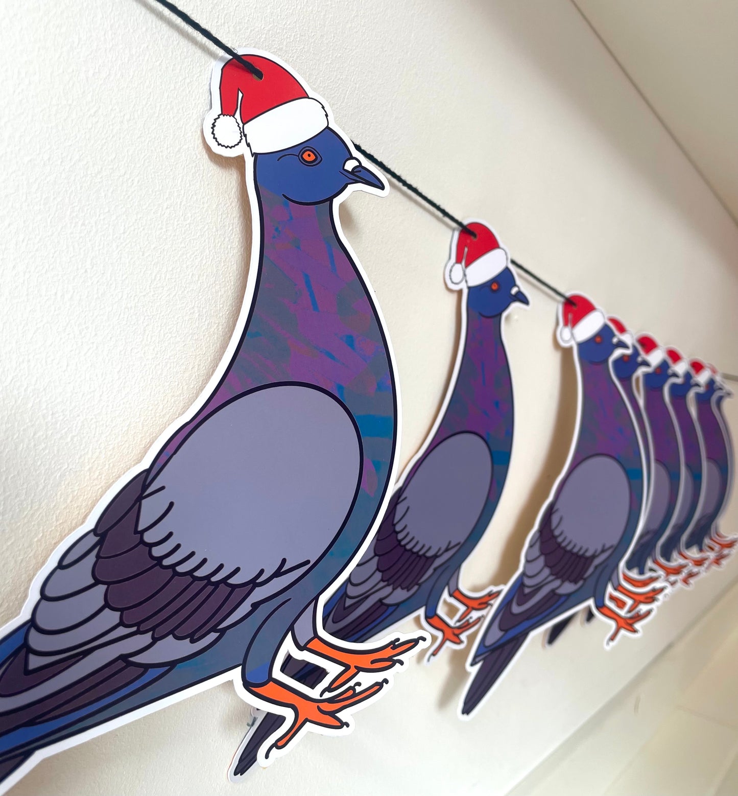 Cooo-l Christmas Pigeon Garland
