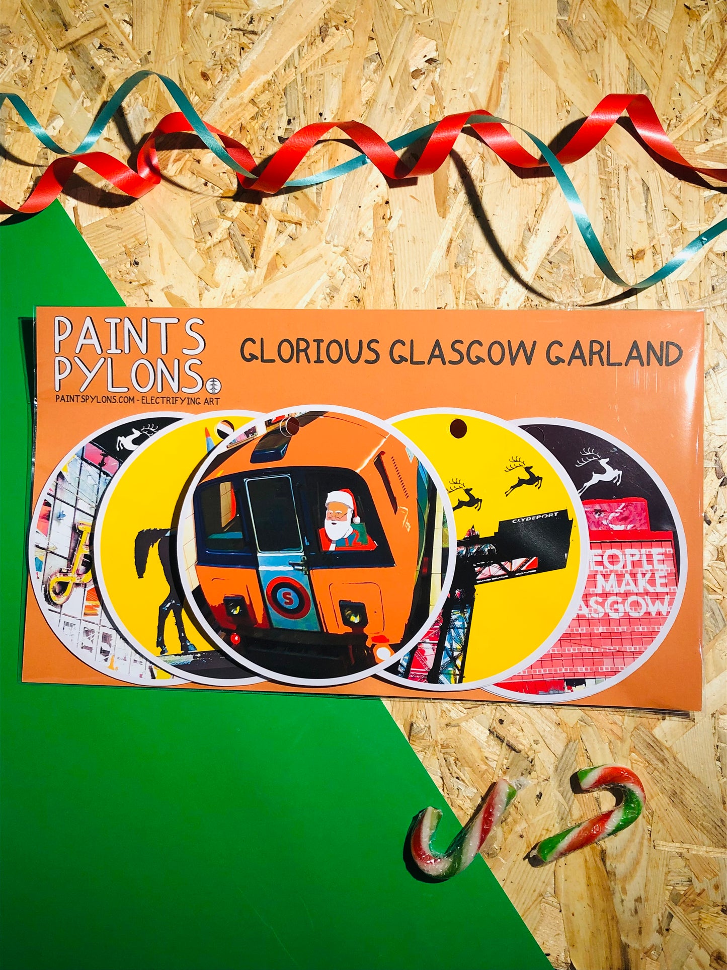 Glasgow Christmas Garland