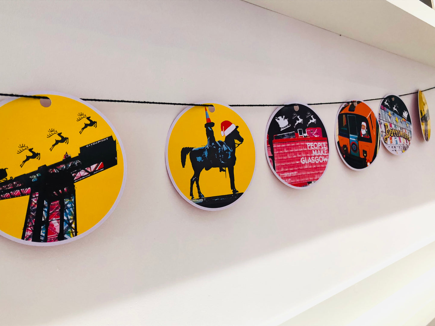 Glasgow Christmas Garland